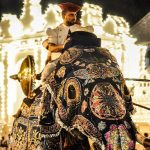 Esala Perahera, es un gran festival que se celebra en agosto en Kandy, Sri Lanka